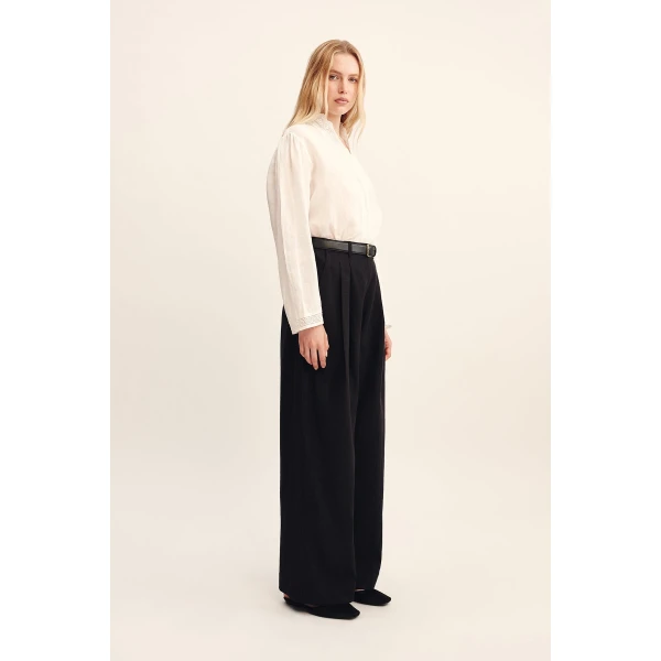 Posse Grace Shirt - Vintage White – sustainable Tops in White from Australian designer at Coveti.