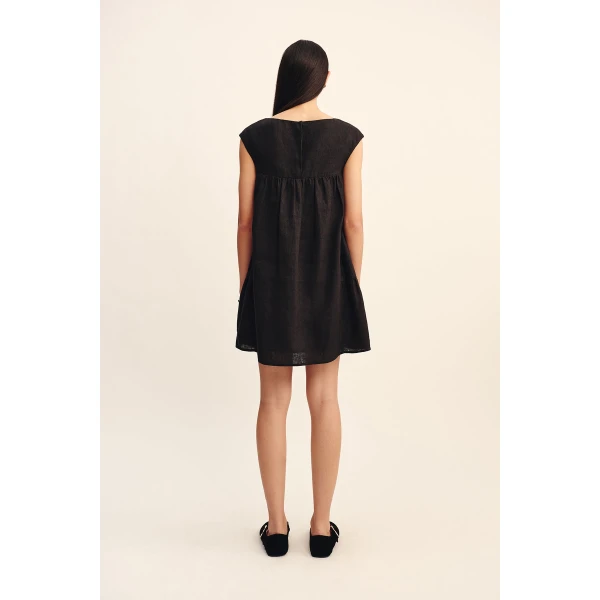Posse Matilda Shift Mini Dress - Black – sustainable Dresses in Black from Australian designer at Coveti.