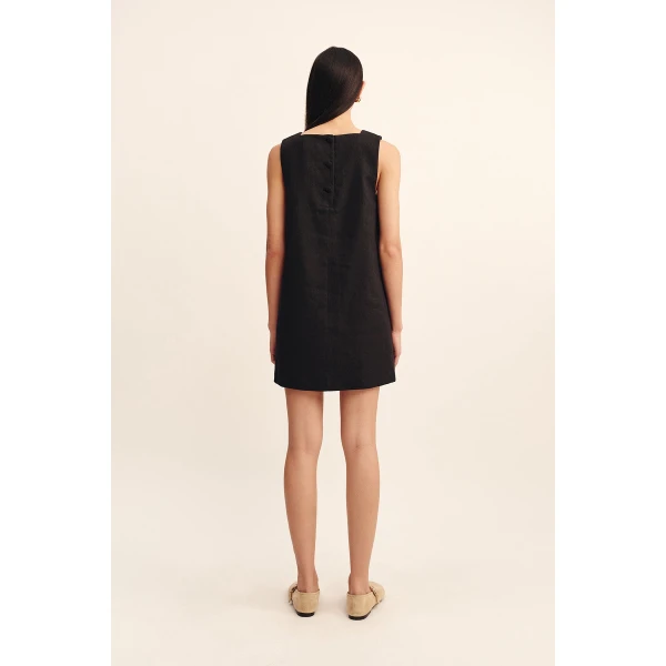 Posse Rio Shift Dress - Black – sustainable Dresses in Black from Australian designer at Coveti.
