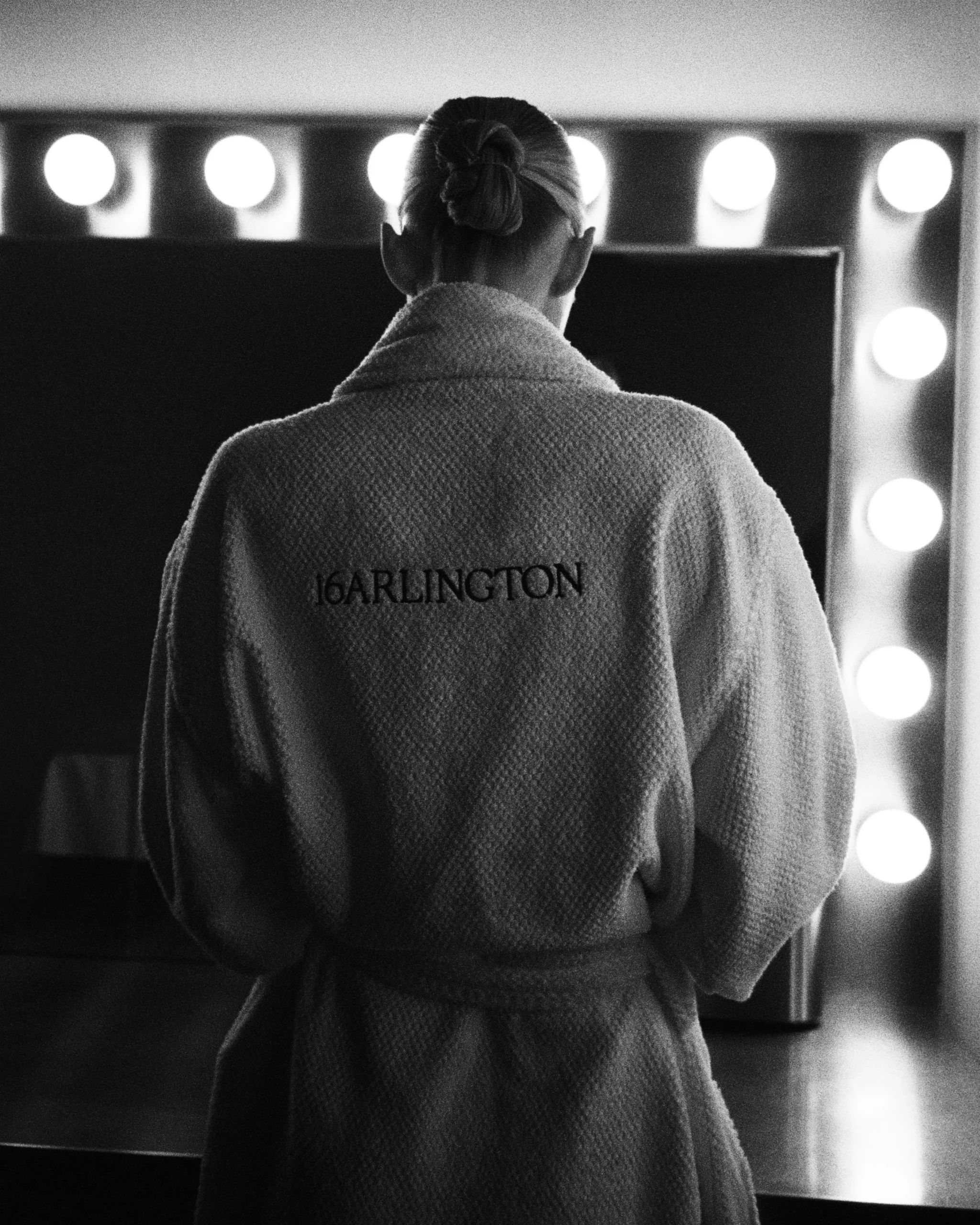Luxury fashion 16arlington backstage robe with logo in dressing room – Coveti