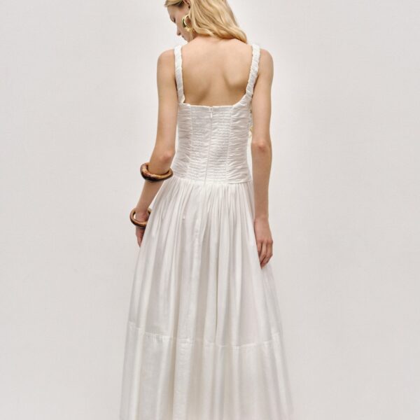 Aje Aus  – structured silhouette with raw femininity from Coveti
