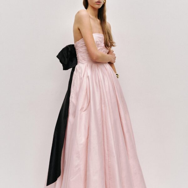 Aje Aus  – structured silhouette with raw femininity from Coveti