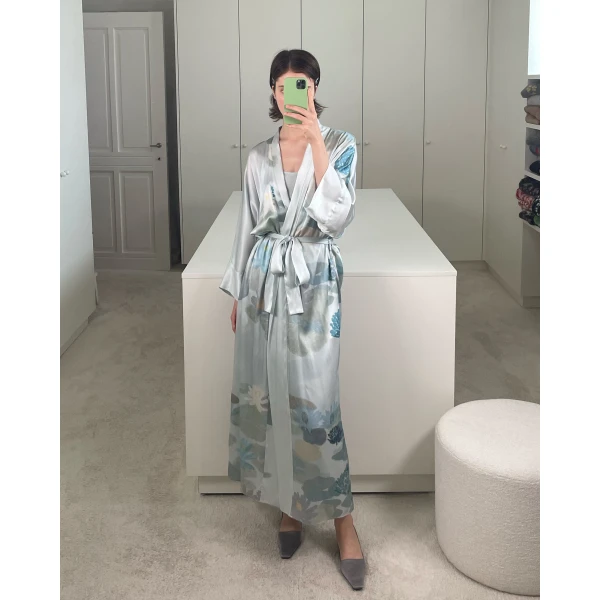 Bernadette Peignoir Silk Satin, view 3