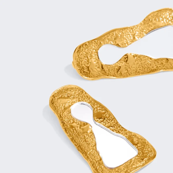Schiaparelli Earring
