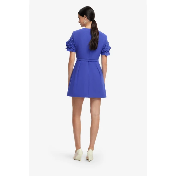 3D floral applique hem