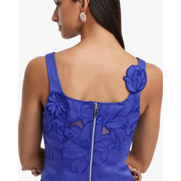 Exposed back zip closure - Applique Top from Coveti