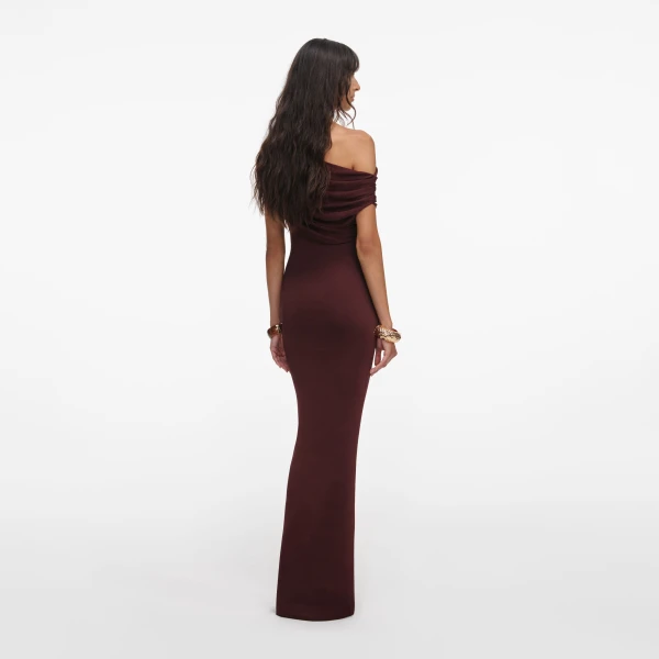 Elevate your elegance in this Self Portrait Dresses Midi Dress from the 2025 resort wear edit