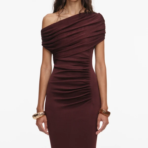 available now at Coveti.