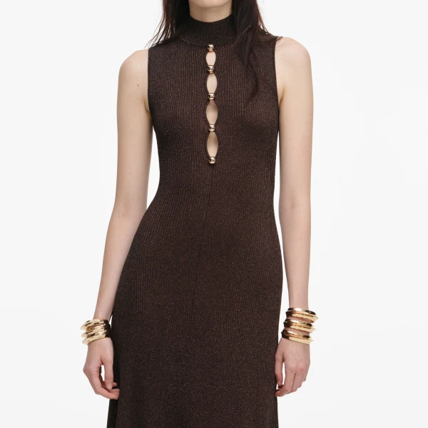 available now at Coveti.