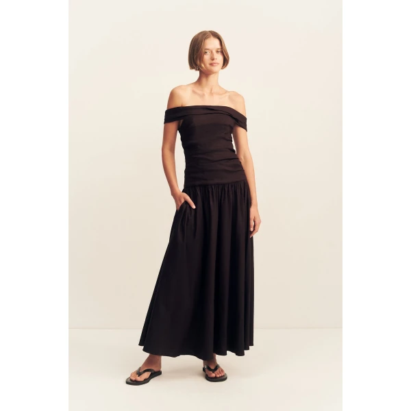 Off shoulder maxi dress in ganache in a premium stretch linen blend.
