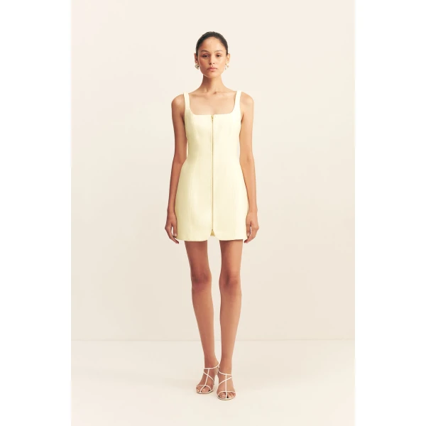 Hourglass mini dress in yuzu in a luxurious cotton sateen blend.