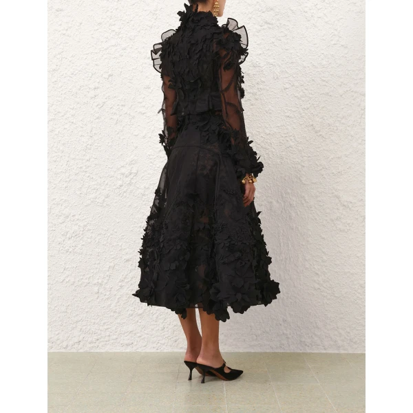 available now at Coveti.