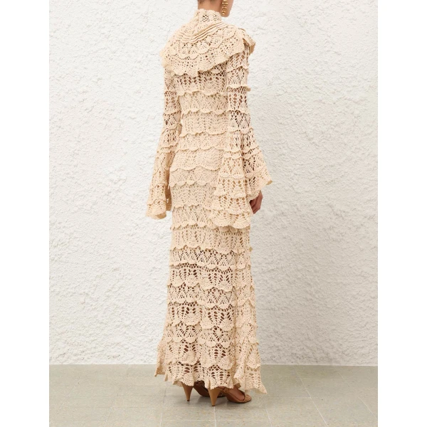 available now at Coveti.