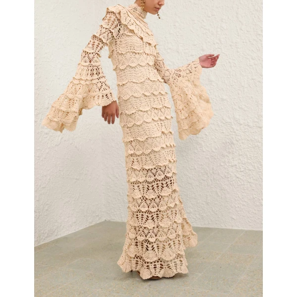 available now at Coveti.
