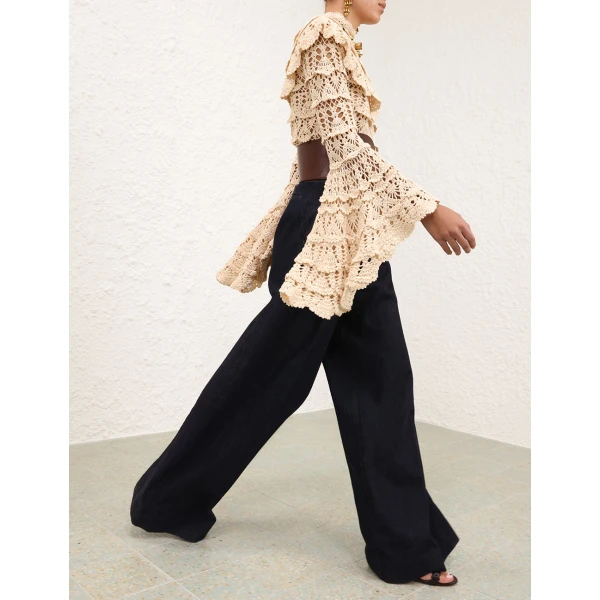 available now at Coveti.