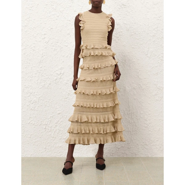 available now at Coveti.