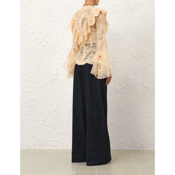 available now at Coveti.