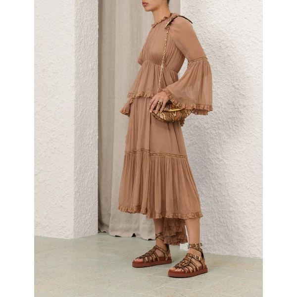 available now at Coveti.