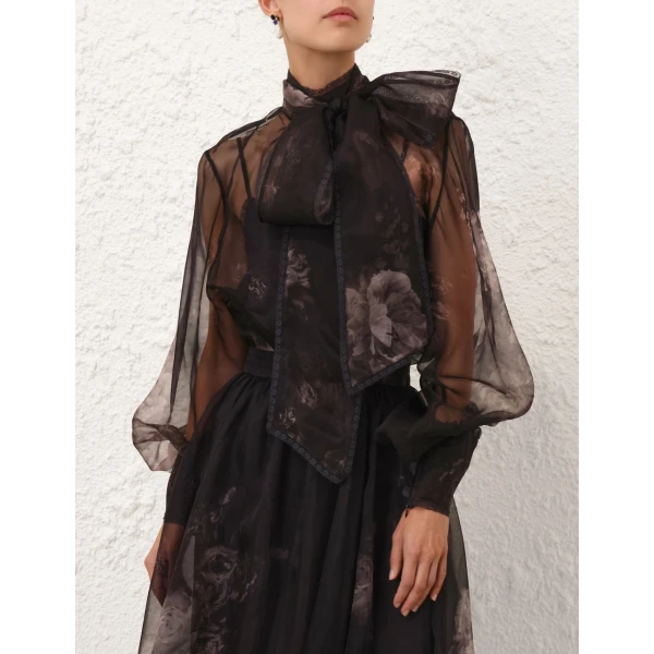 available now at Coveti.