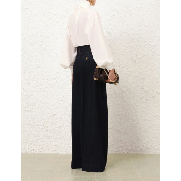 available now at Coveti.