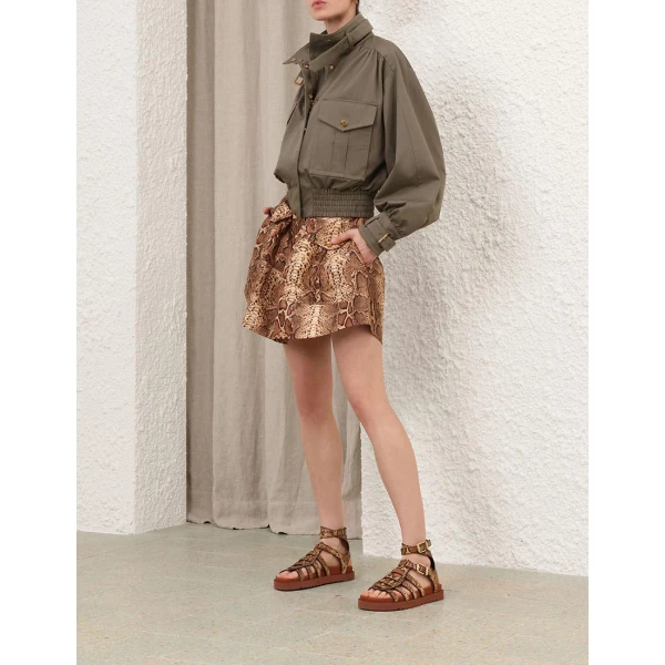 available now at Coveti.