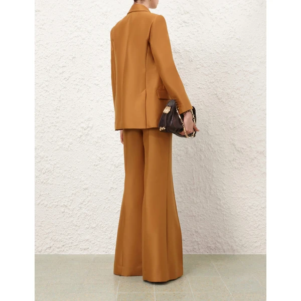 available now at Coveti.