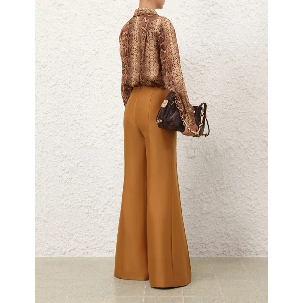 available now at Coveti.