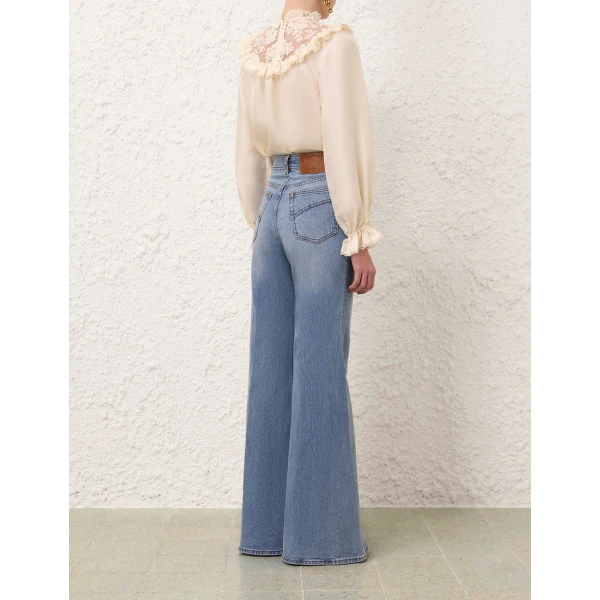 available now at Coveti.