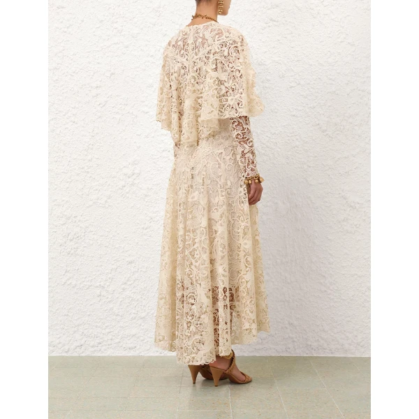 available now at Coveti.