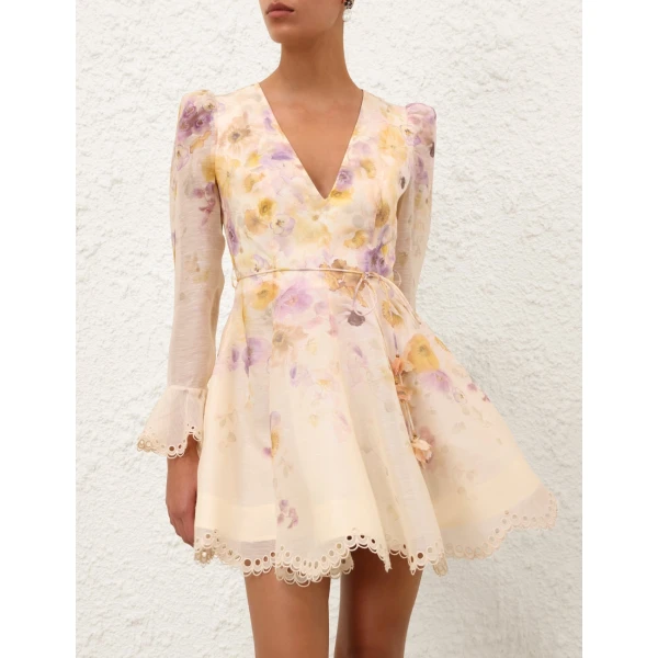 available now at Coveti.
