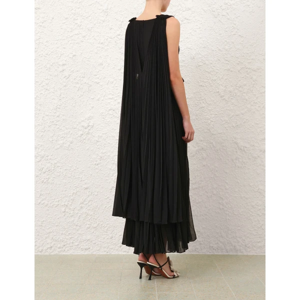 available now at Coveti.