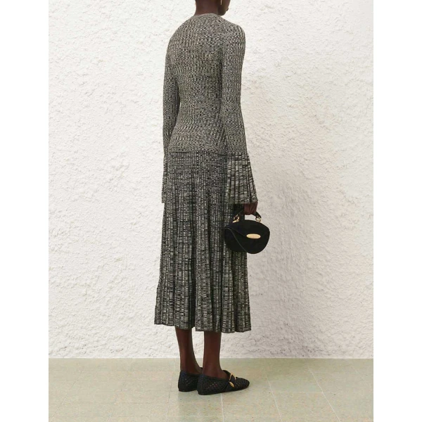 available now at Coveti.