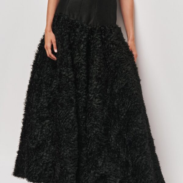 Aje Aus Dresses – structured silhouette with raw femininity from Coveti