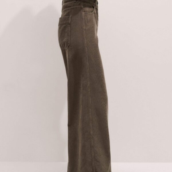 Me + Em AM-PM Wide-Leg Pant – luxury British Brown in Me and Em exclusively at Coveti