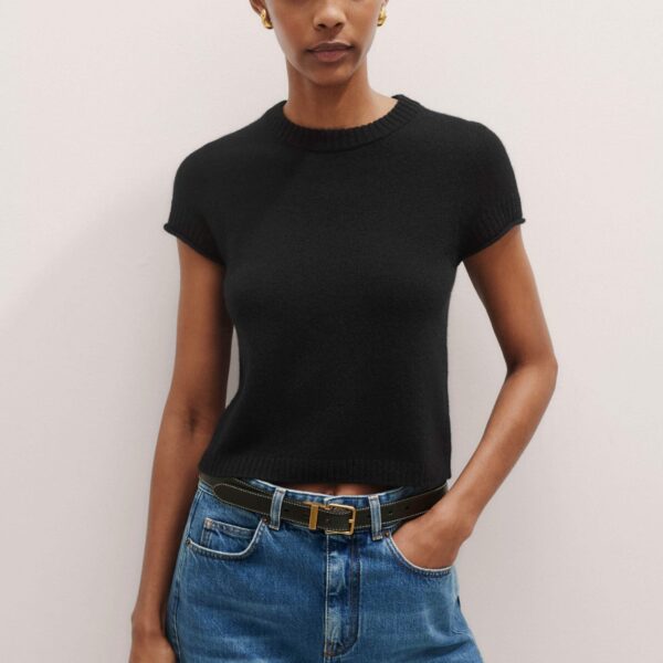 Me + Em Cashmere Shrunken Baby Tee – luxury British Black in Me and Em exclusively at Coveti
