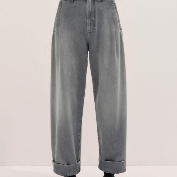 Me + Em Clever Jean – luxury British Grey in Me and Em exclusively at Coveti