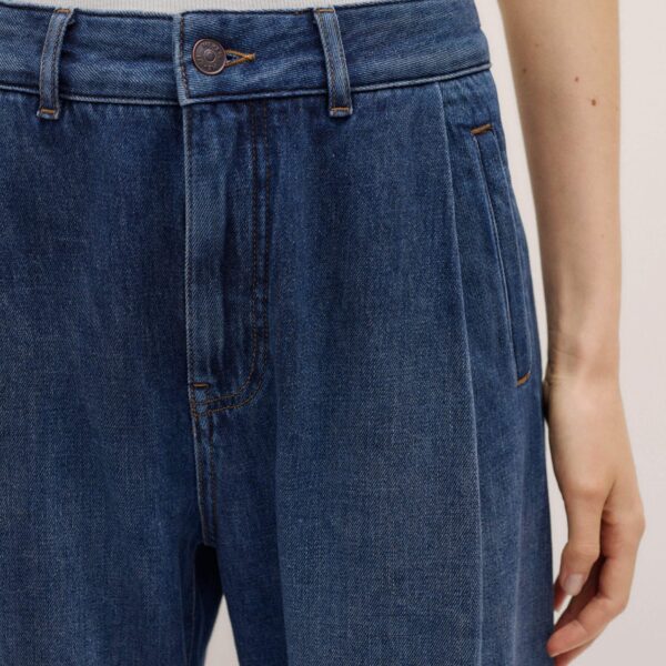 Me + Em Clever Jean – luxury British Blue in Me and Em exclusively at Coveti