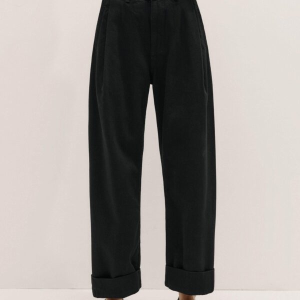 Me + Em Clever Jean – luxury British Black in Me and Em exclusively at Coveti