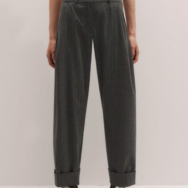 Me + Em Clever Trouser – luxury British Yellow in Me and Em exclusively at Coveti