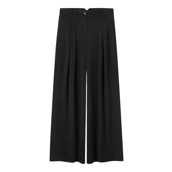 Me and Em Double Pleat Pant – luxury British Black in Me and Em exclusively at Coveti