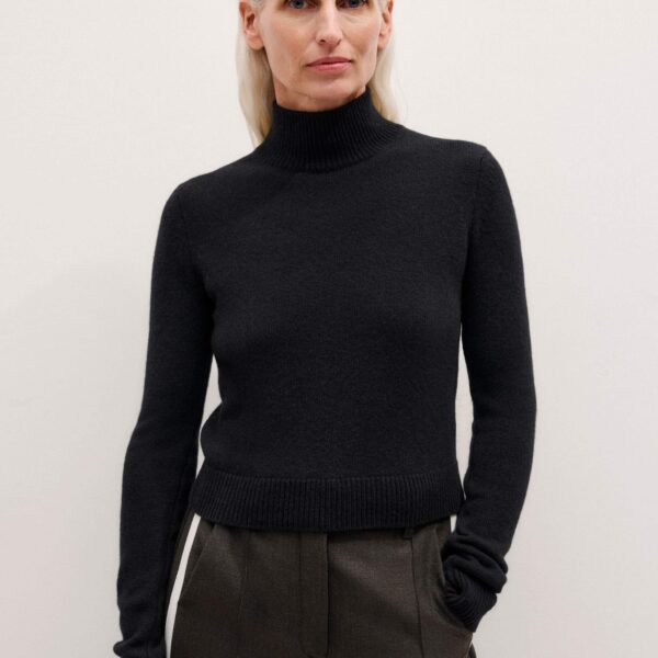 Me + Em High Neck Crop Jumper – luxury British Black in Me and Em exclusively at Coveti