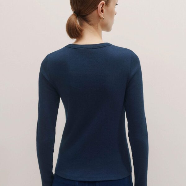Me + Em Perfect Basic Top – luxury British Blue in Me and Em exclusively at Coveti