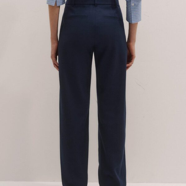 Me + Em Pleat Tapered Trouser – luxury British Blue in Me and Em exclusively at Coveti