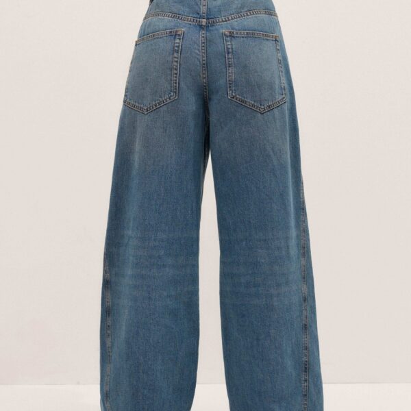 Me + Em Relaxed-Leg Jean – luxury British Blue in Me and Em exclusively at Coveti