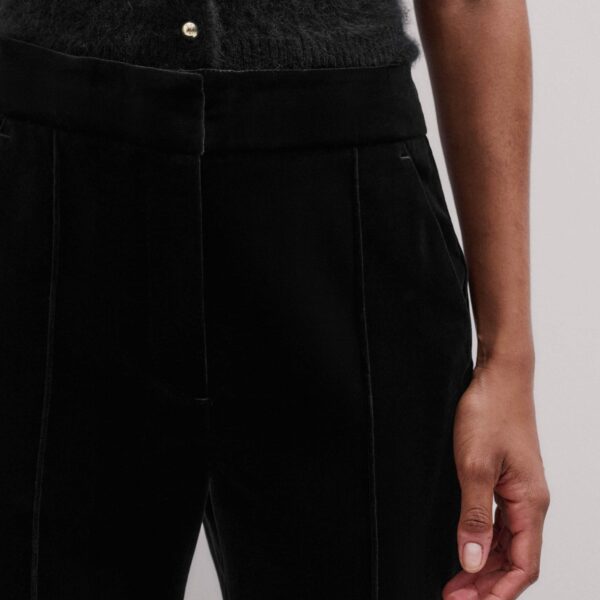 Me + Em Slim Crop Pant – luxury British Black in Me and Em exclusively at Coveti