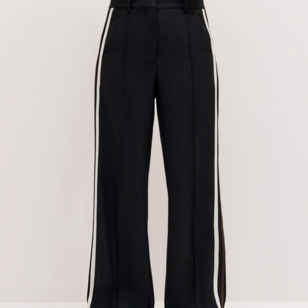 Me + Em Sporty Smart Man Pant – luxury British Black in Me and Em exclusively at Coveti