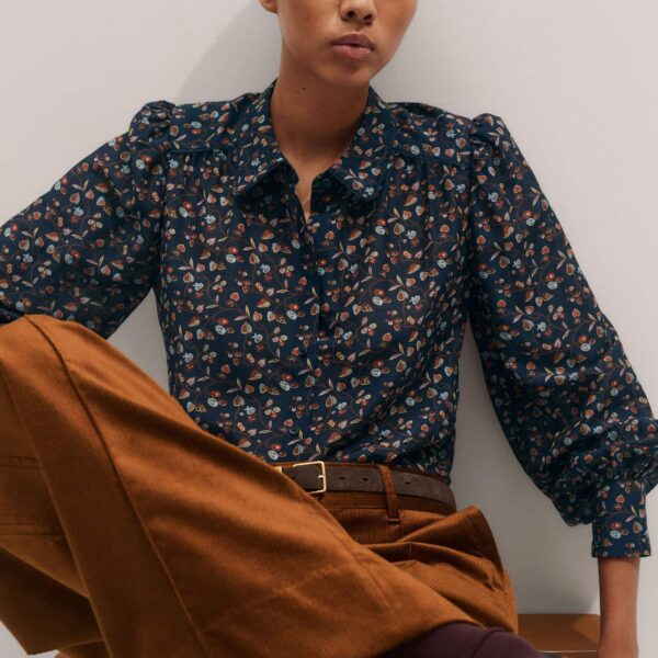 Me + Em Straight Blouse – luxury British Blue in Me and Em exclusively at Coveti