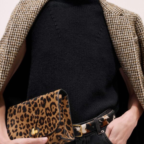 Me and Em Straight Crop Vest – luxury British Black in Me and Em exclusively at Coveti