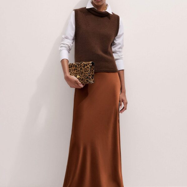 Me + Em Straight Crop Vest – luxury British Brown in Me and Em exclusively at Coveti