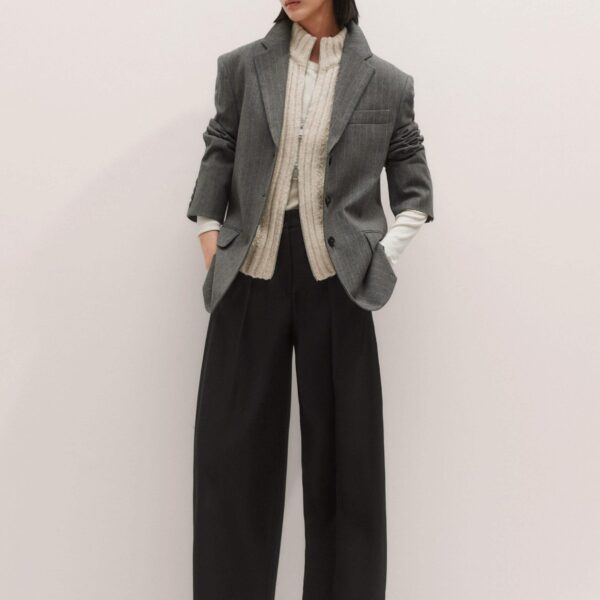 Me + Em Teddy Knit Vest – luxury British Ivory in Me and Em exclusively at Coveti